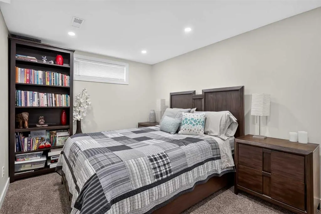 21 Rossmere Road SW