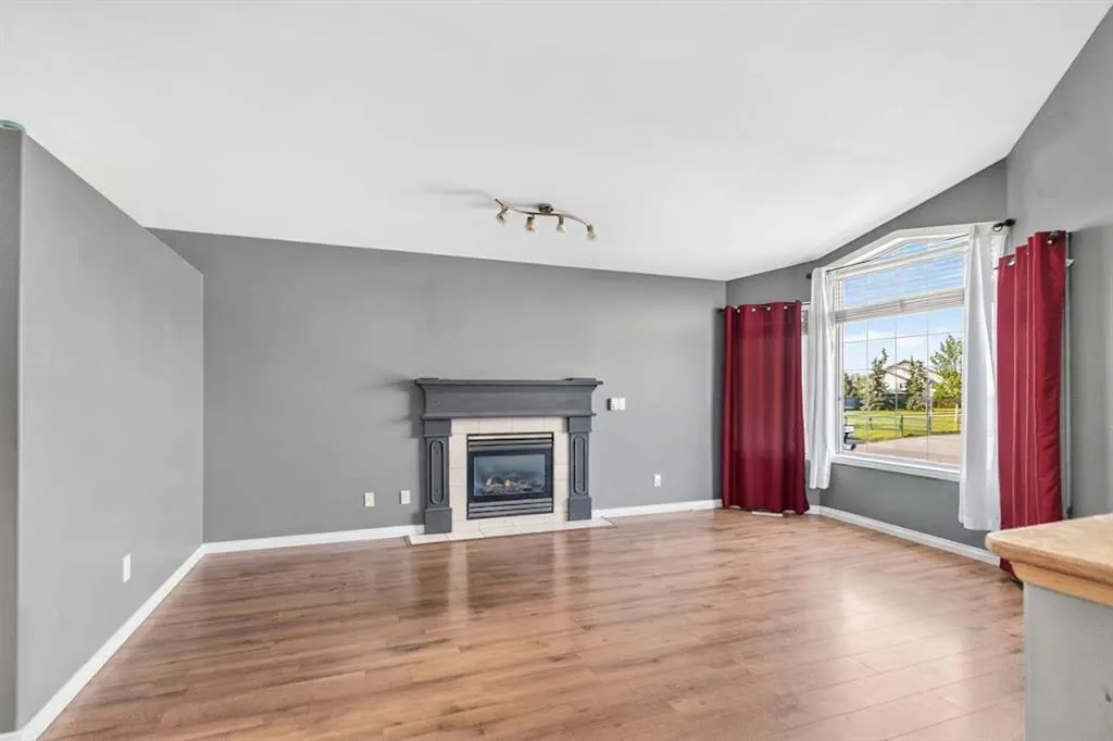 337 Diefenbaker Drive