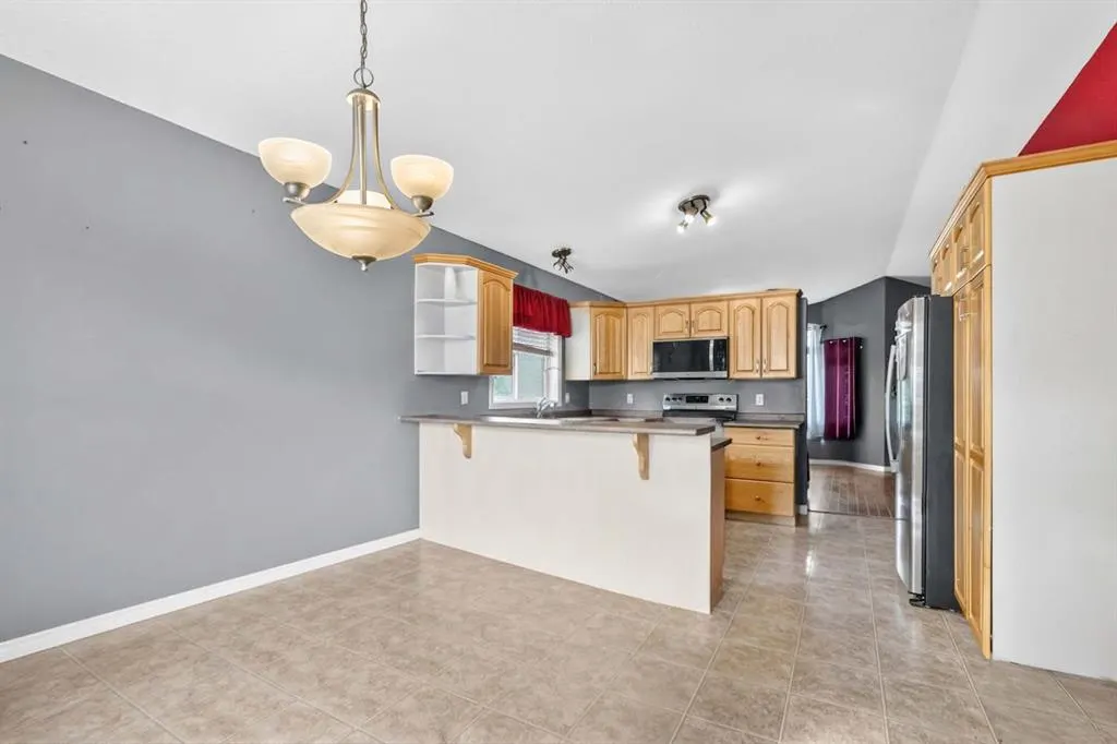 337 Diefenbaker Drive