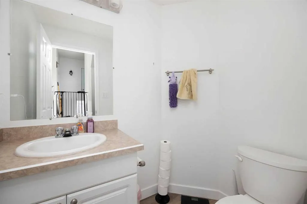 100 St. Laurent Way #70