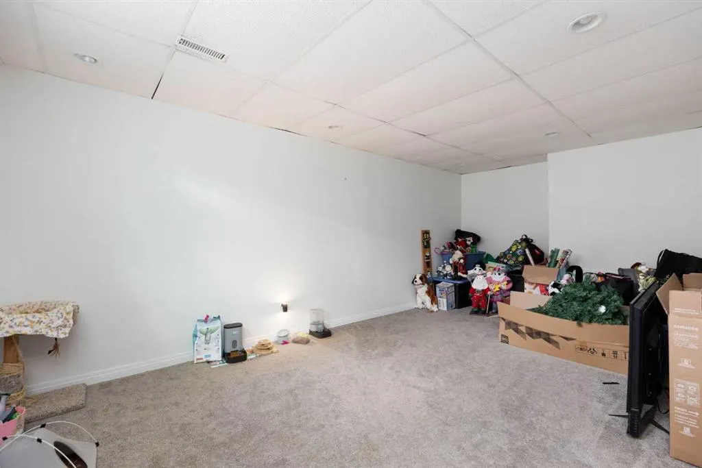 100 St. Laurent Way #70