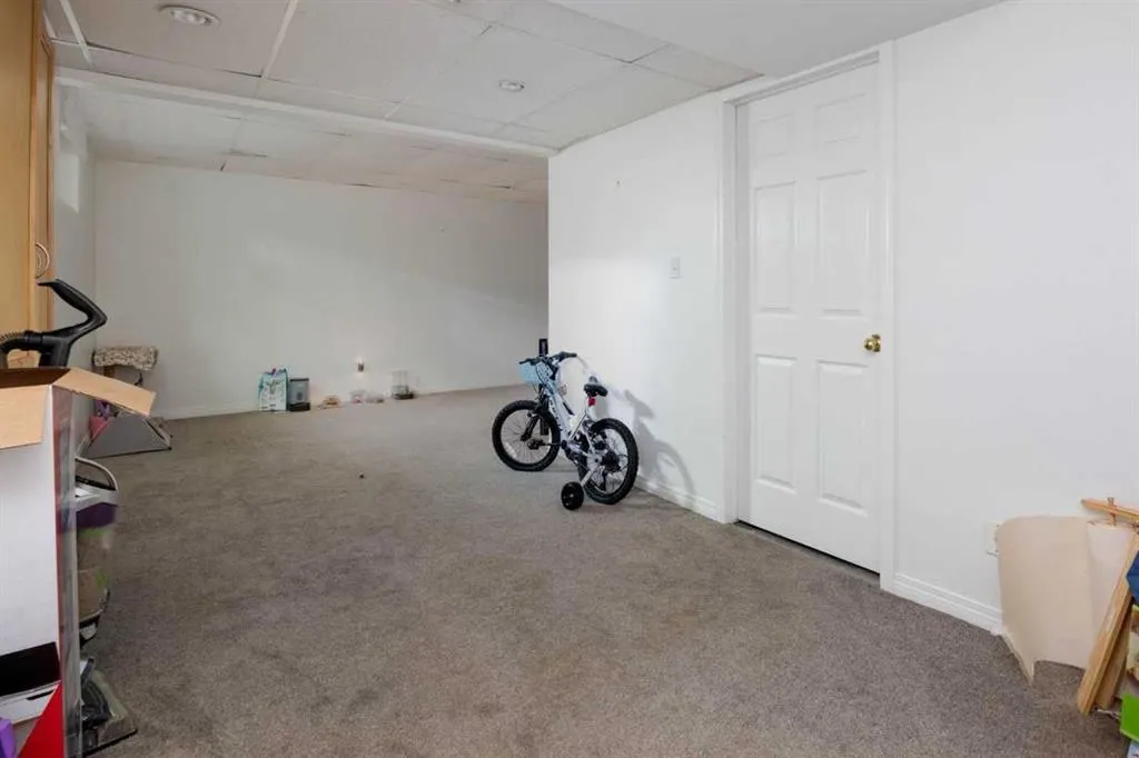 100 St. Laurent Way #70