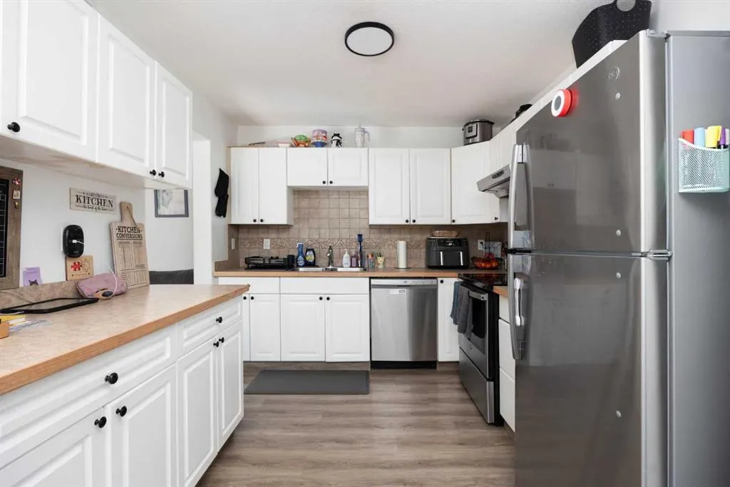 100 St. Laurent Way #70