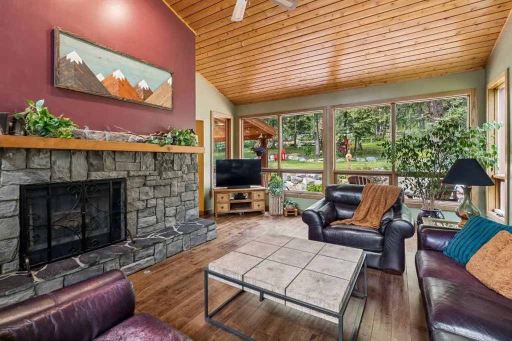 226 Mountain Lion Drive