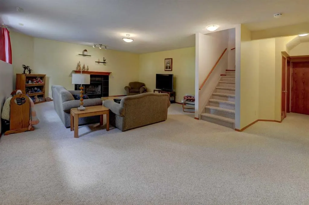 123 Hillview Road