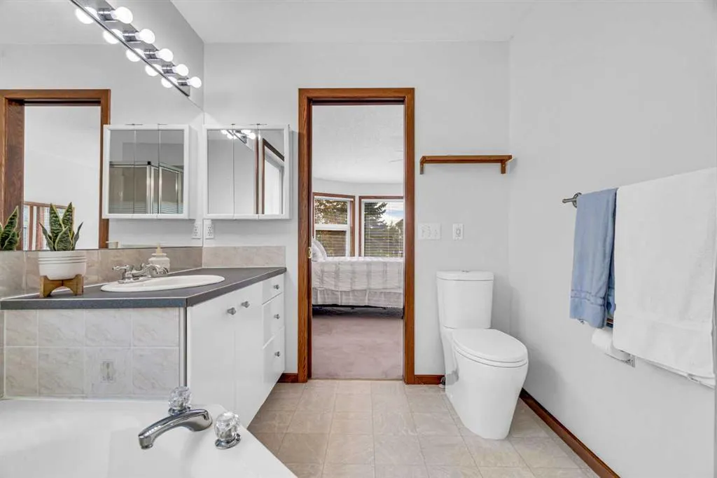 58 Sandstone Ridge Crescent