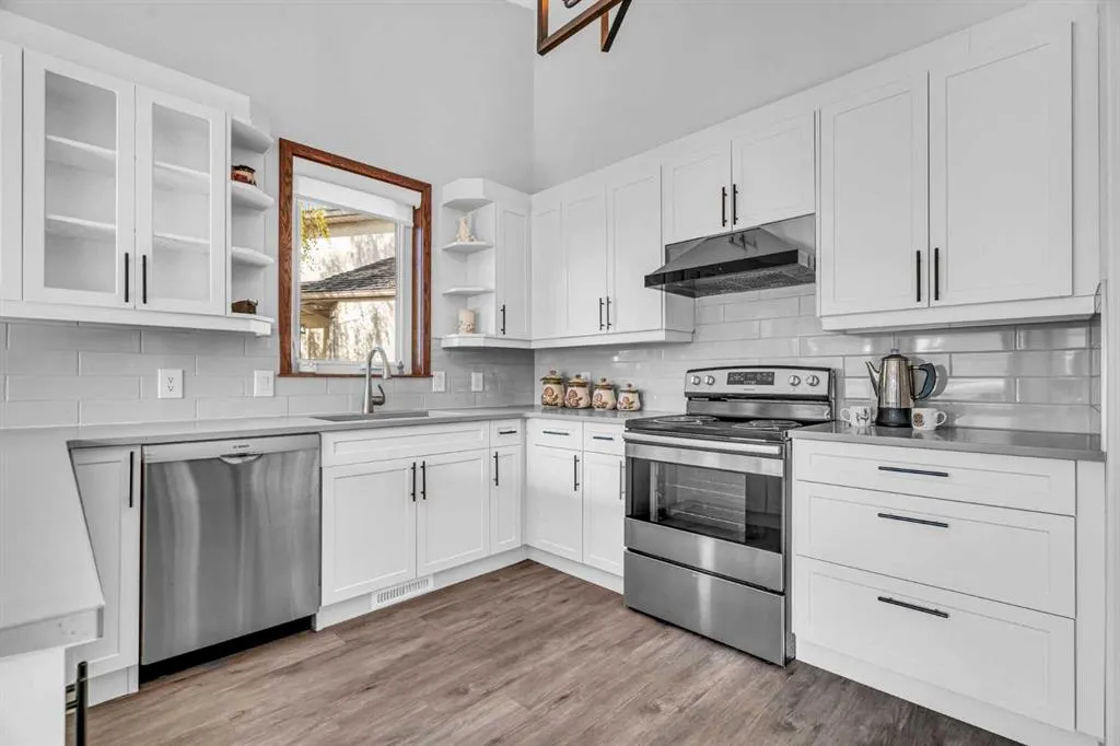 58 Sandstone Ridge Crescent