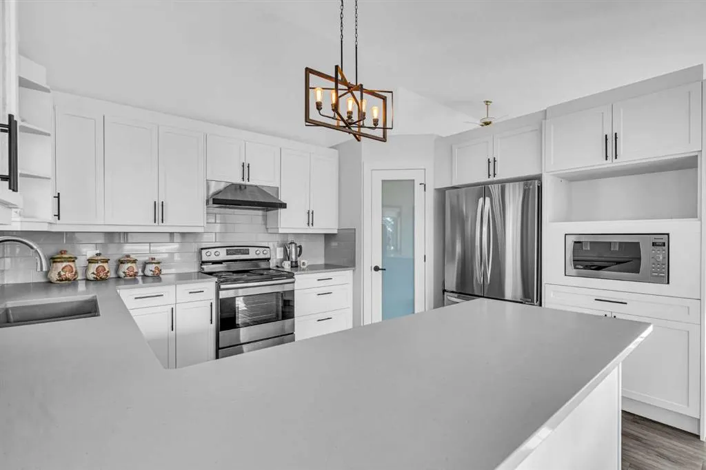 58 Sandstone Ridge Crescent