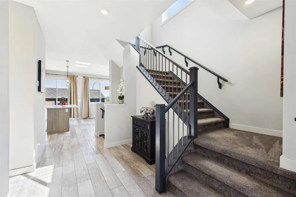 182 Rowley Gate NW