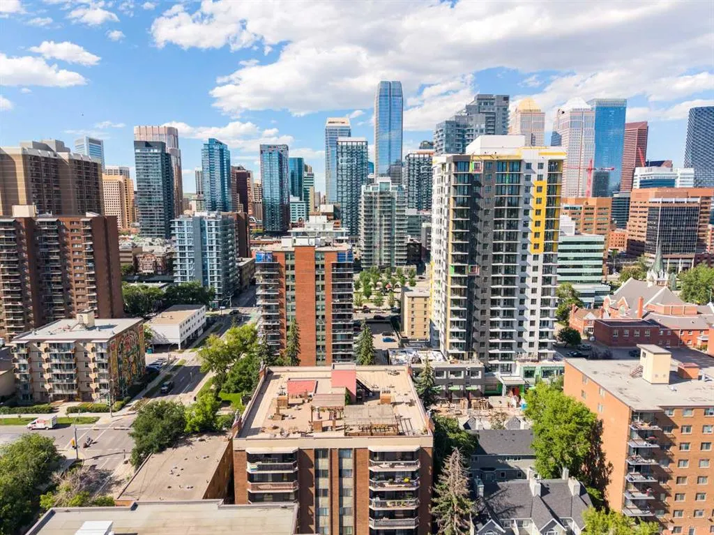 537 14 Avenue SW #703