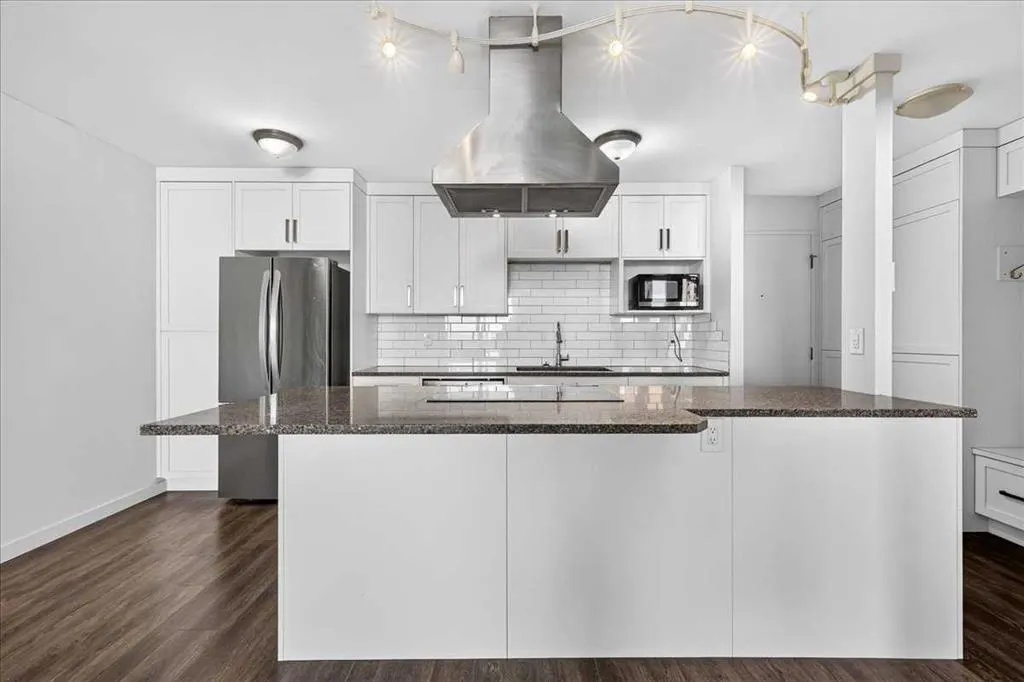 1213 13 Avenue SW #401