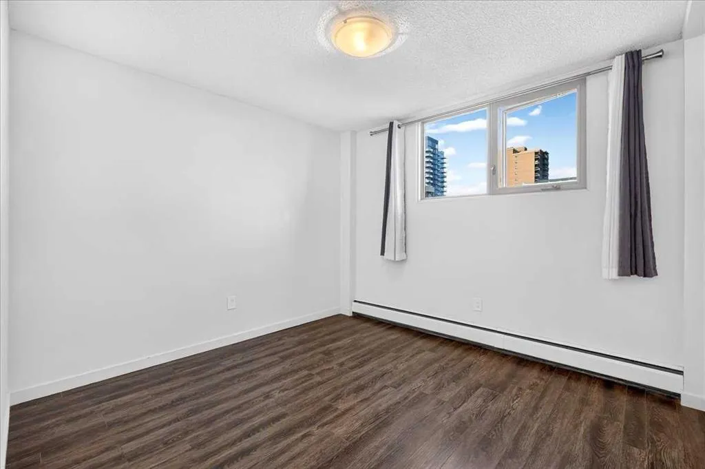 1213 13 Avenue SW #401