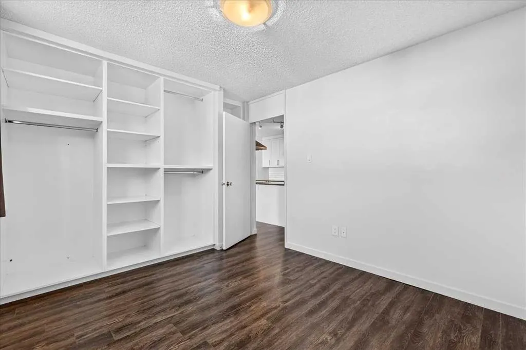 1213 13 Avenue SW #401