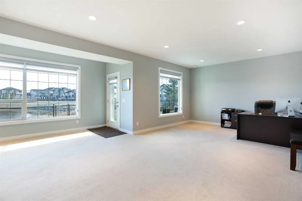 136 Rainbow Falls Glen