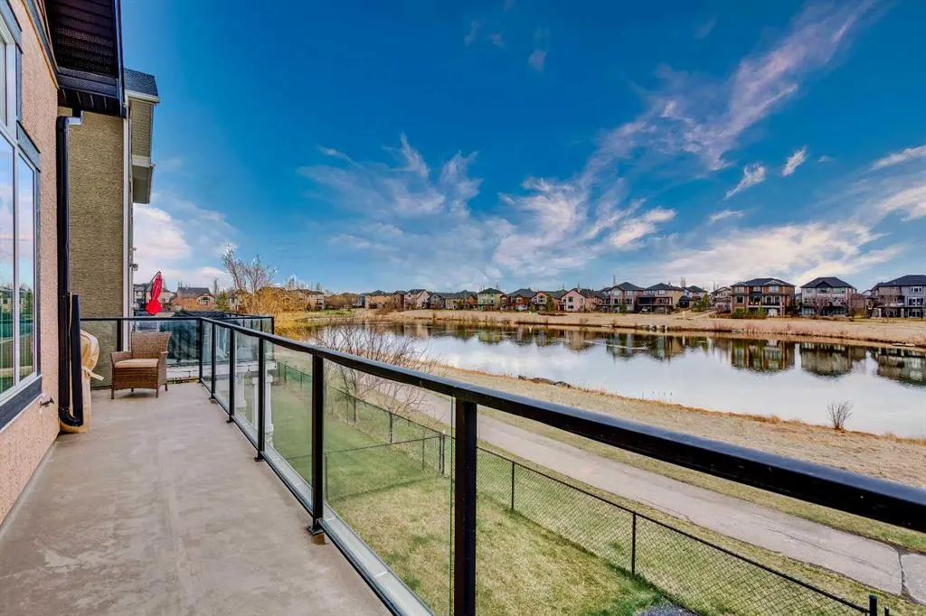 136 Rainbow Falls Glen
