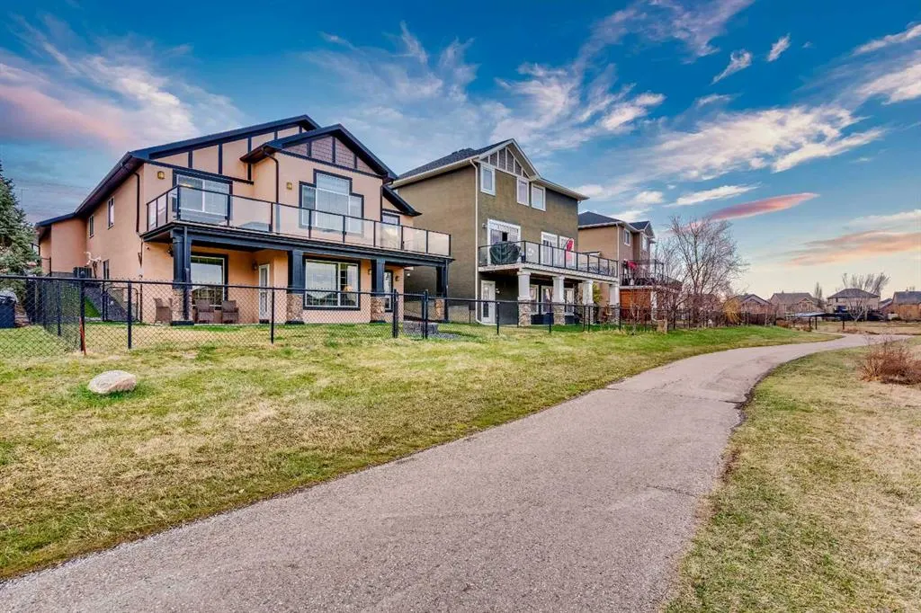 136 Rainbow Falls Glen