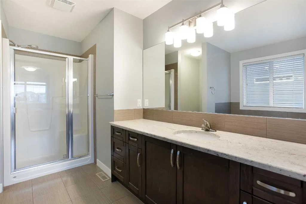 136 Rainbow Falls Glen