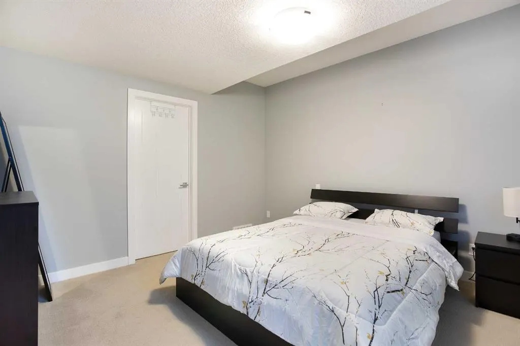136 Rainbow Falls Glen