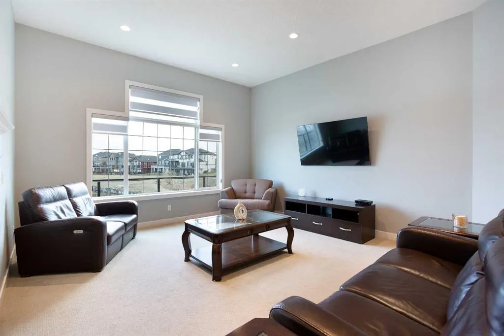 136 Rainbow Falls Glen