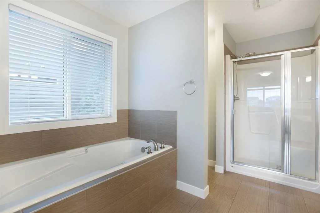 136 Rainbow Falls Glen