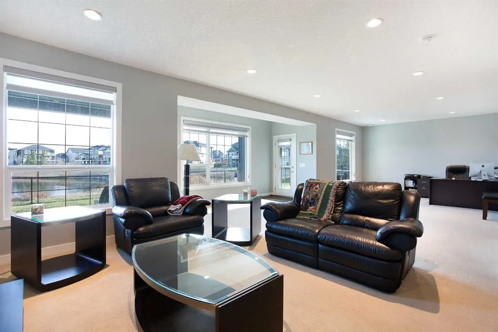 136 Rainbow Falls Glen
