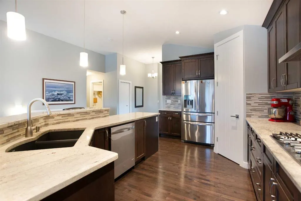 136 Rainbow Falls Glen