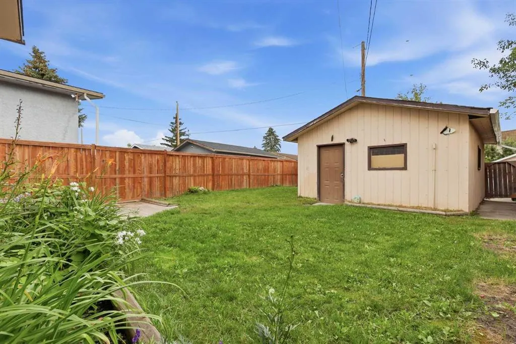 15 Doverville Way SE