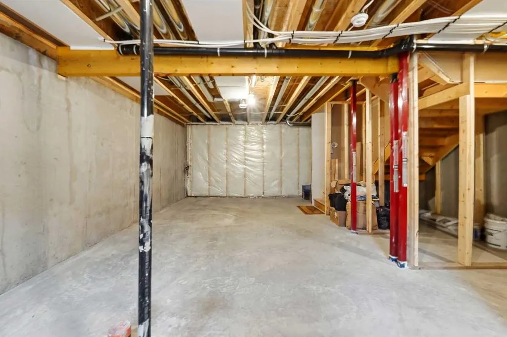 254 Halifax Close