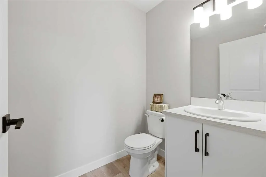 254 Halifax Close