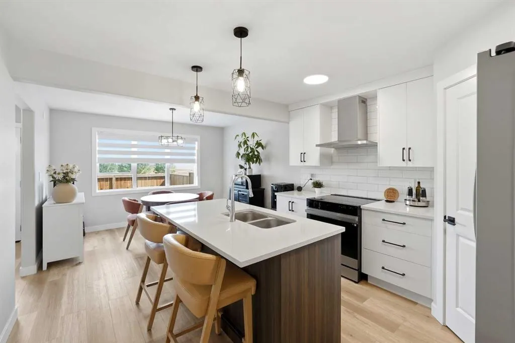 254 Halifax Close