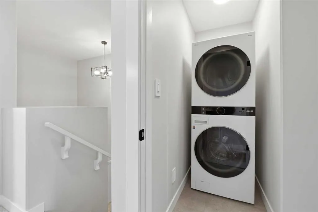 254 Halifax Close