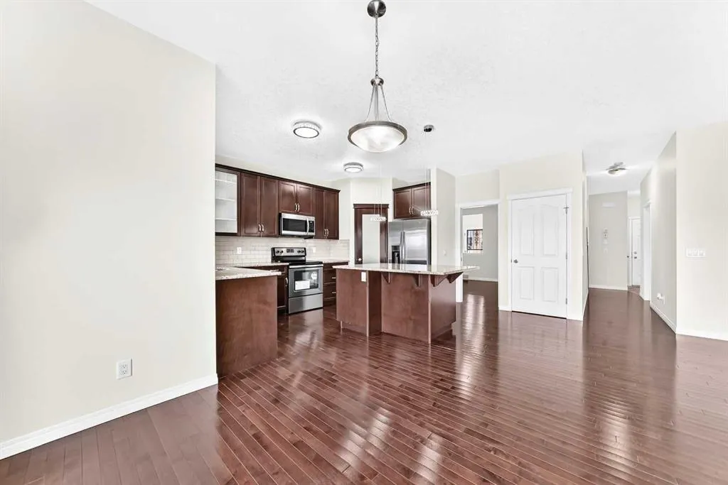 71 Martha's Meadow Close NE