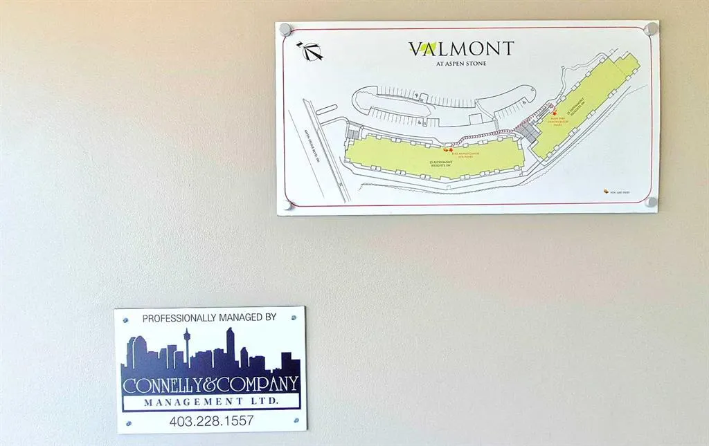 15 ASPENMONT Heights SW #206