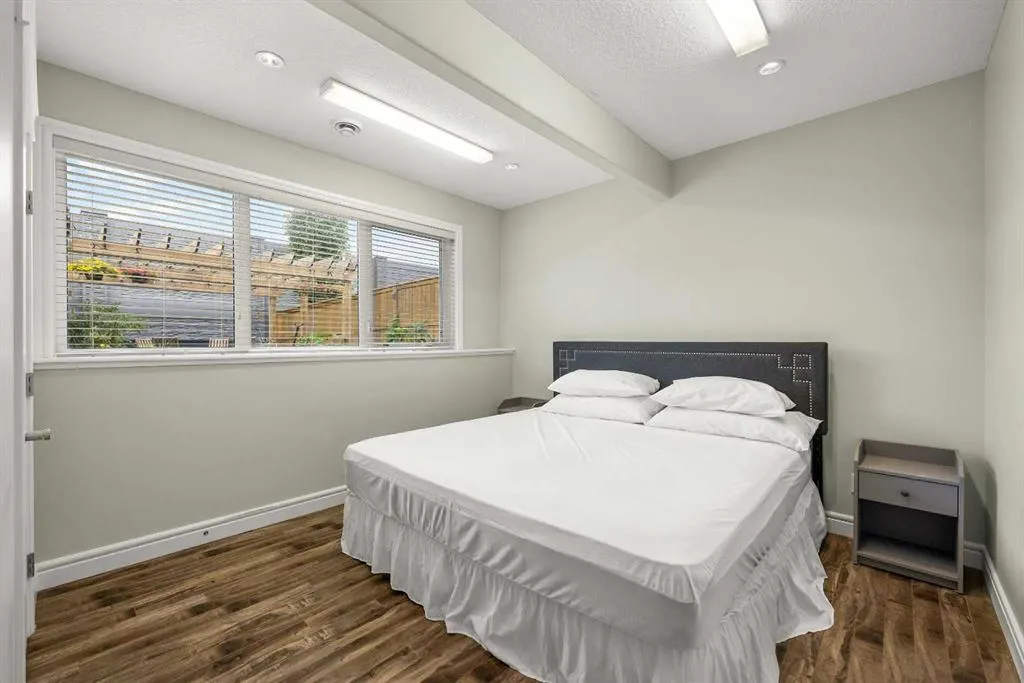183 Aspen Acres Manor SW