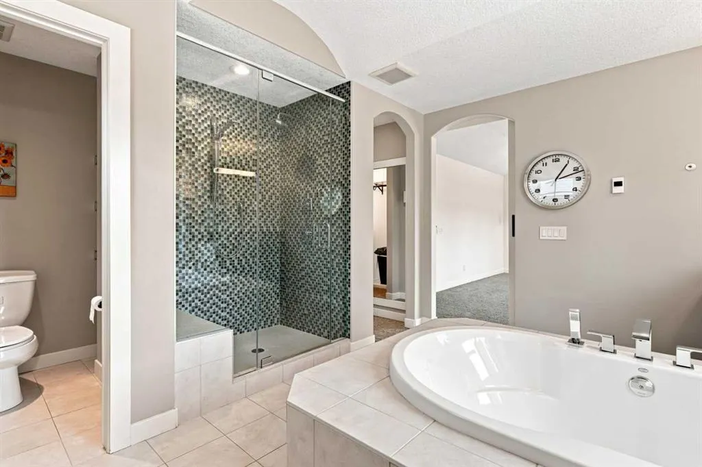 163 Cranarch Circle SE