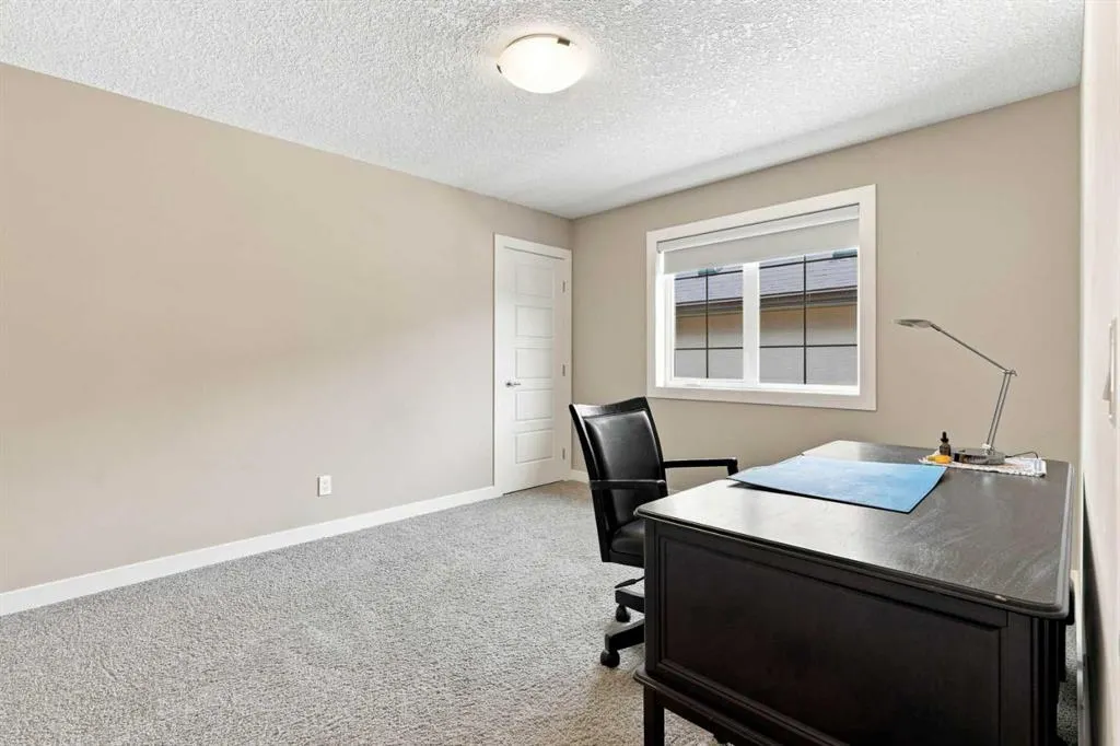 163 Cranarch Circle SE