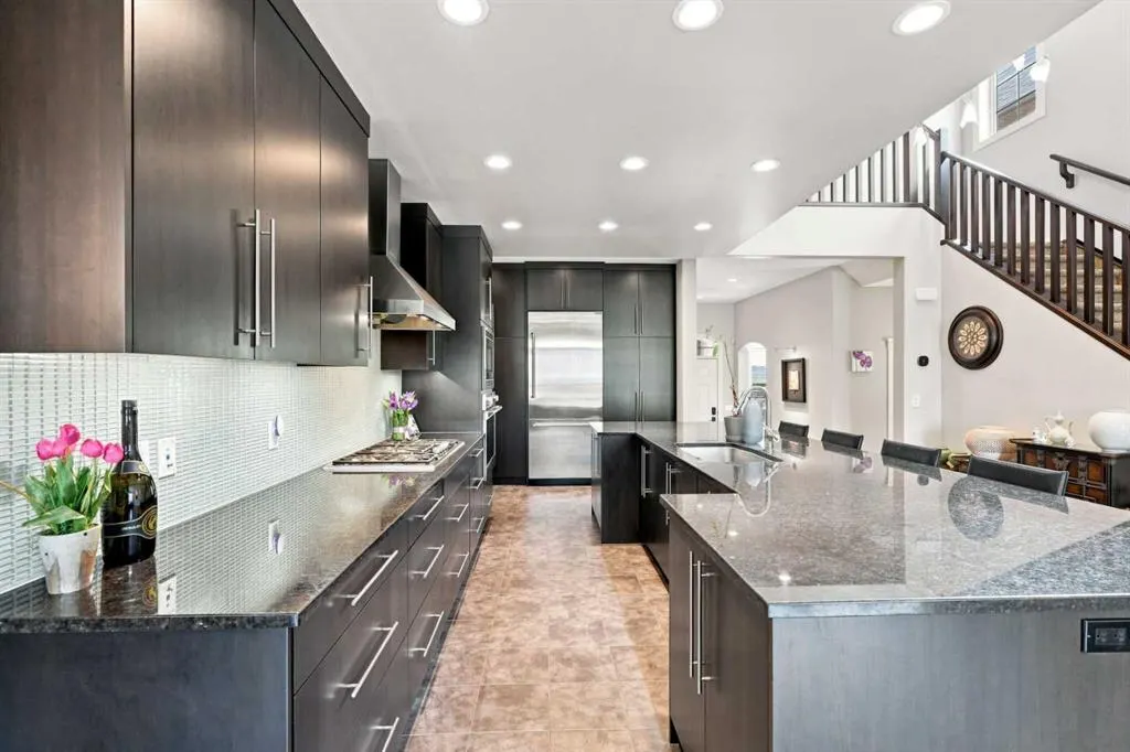 163 Cranarch Circle SE