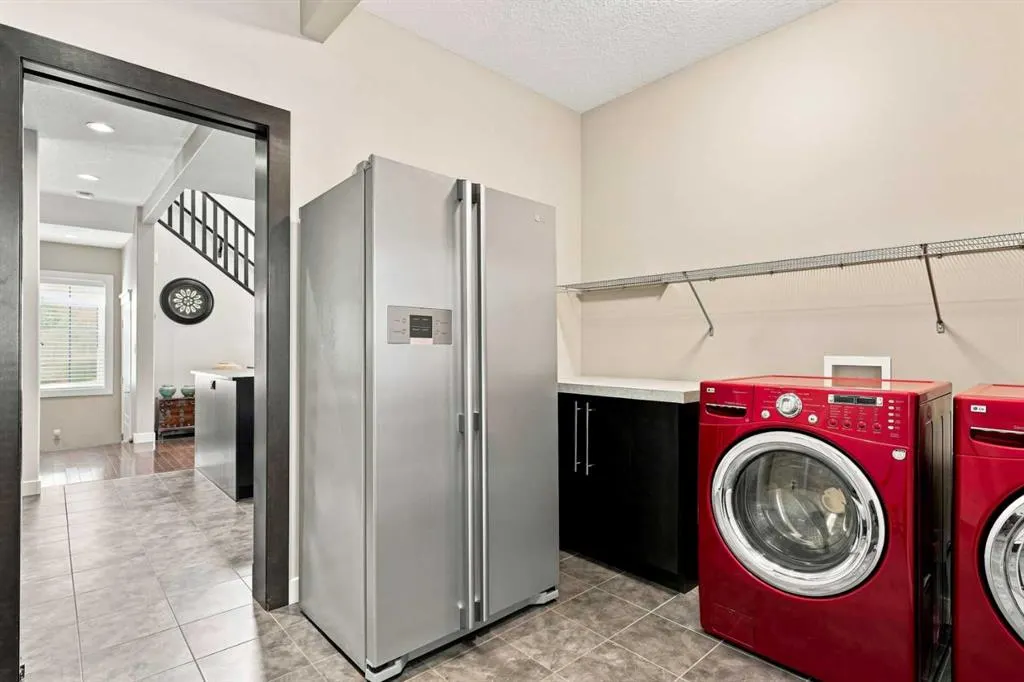 163 Cranarch Circle SE