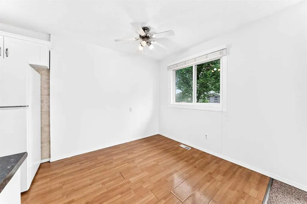 28 Woodland Drive