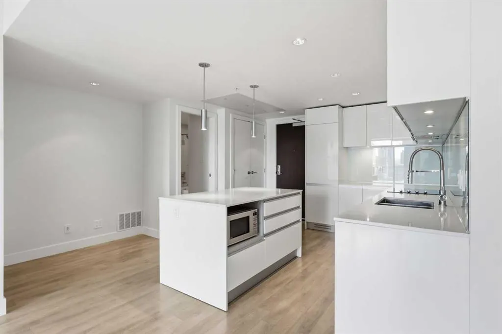 1122 3 Street SE #1608