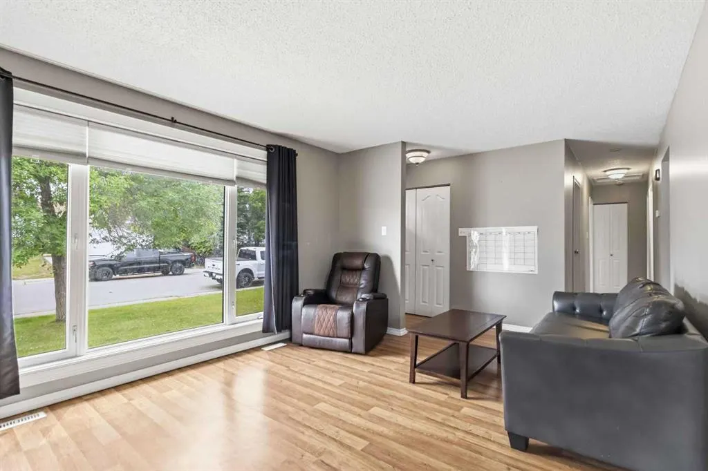 157 Rogers Crescent