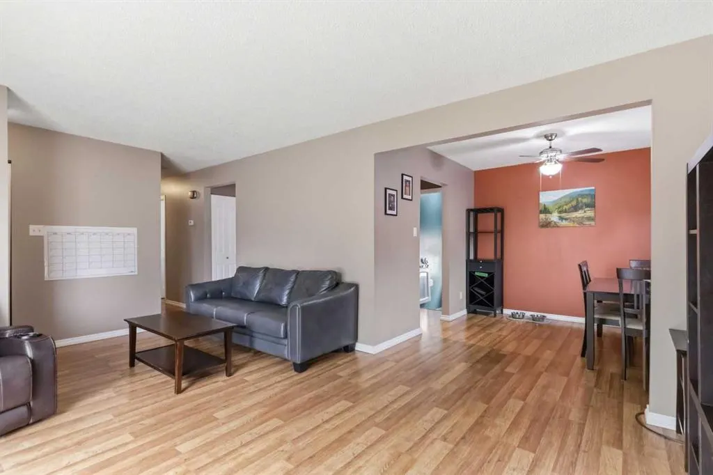 157 Rogers Crescent