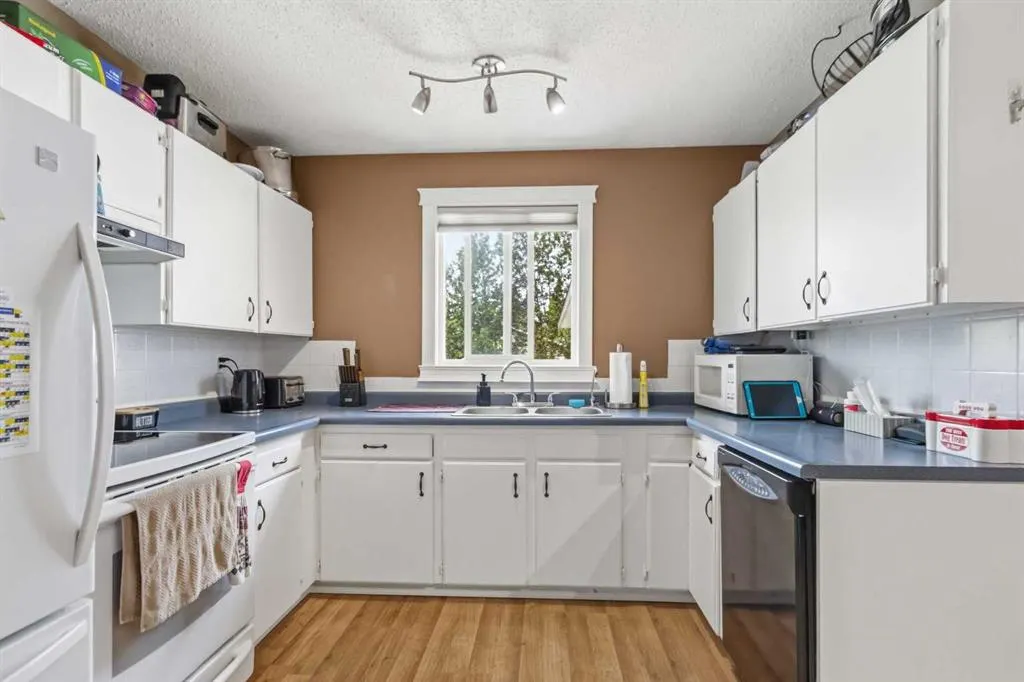 157 Rogers Crescent