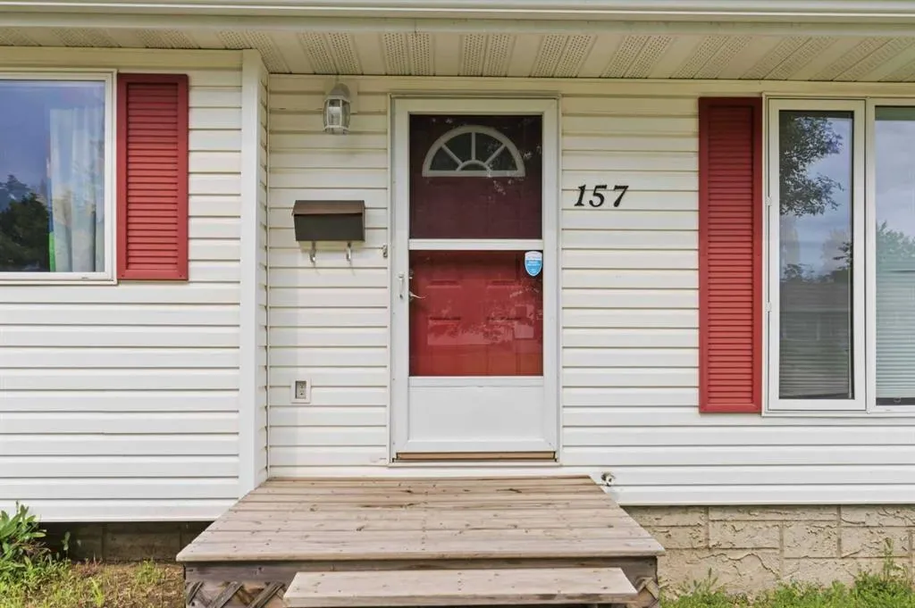 157 Rogers Crescent