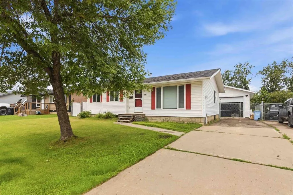 157 Rogers Crescent