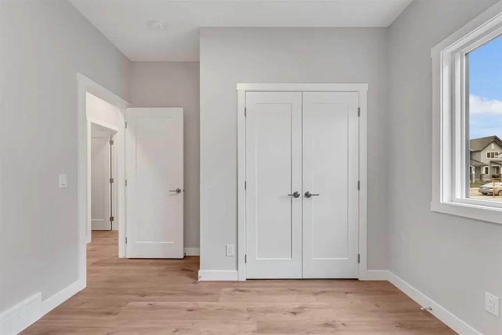 27 Creekside Rise SW