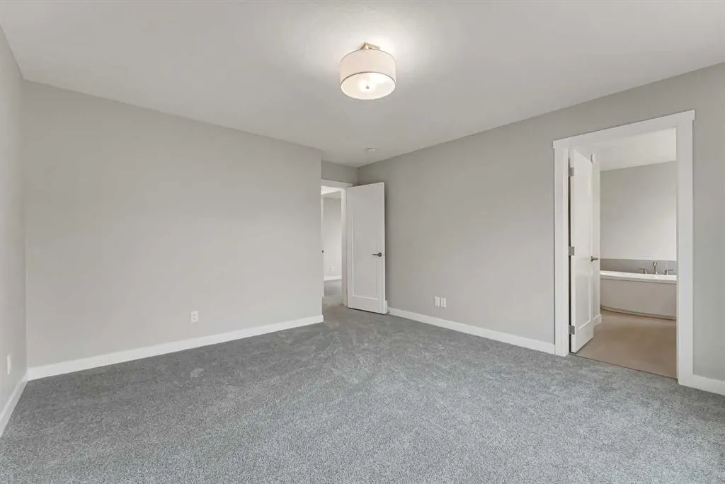 27 Creekside Rise SW