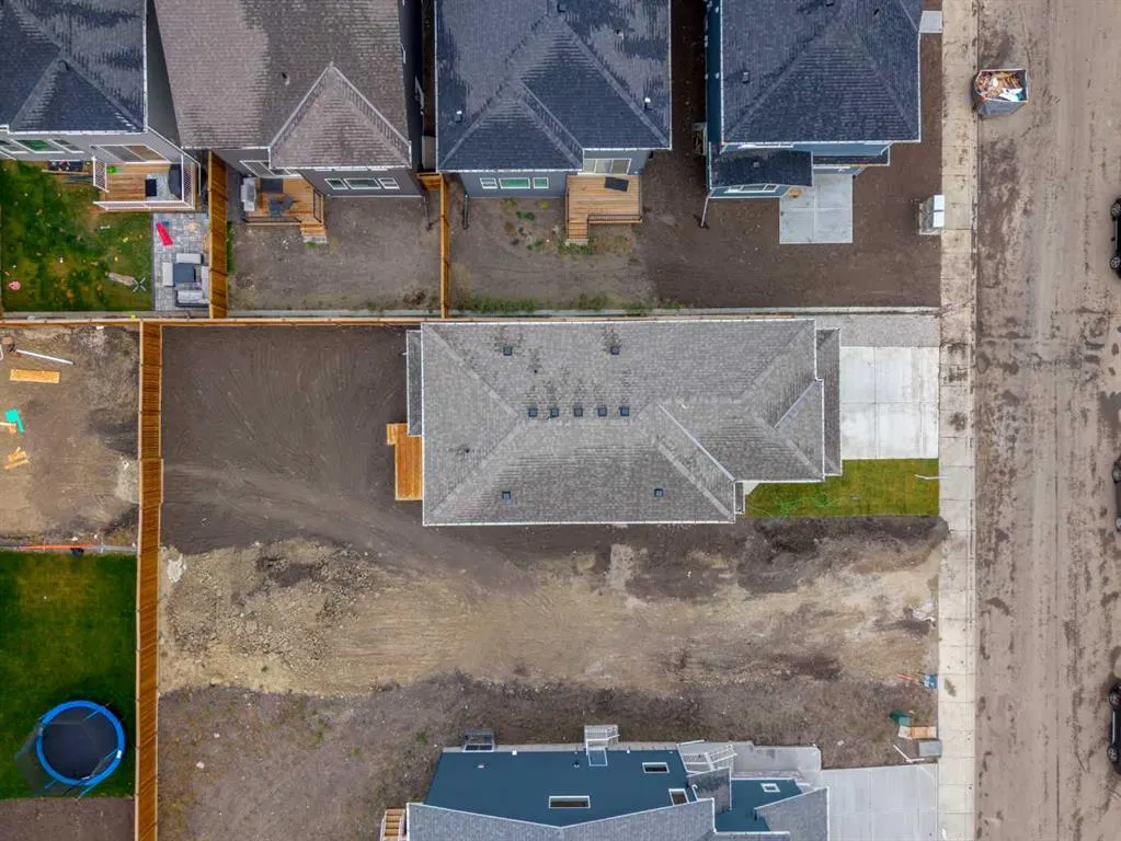 27 Creekside Rise SW