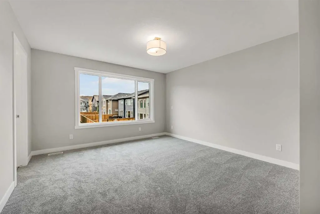27 Creekside Rise SW