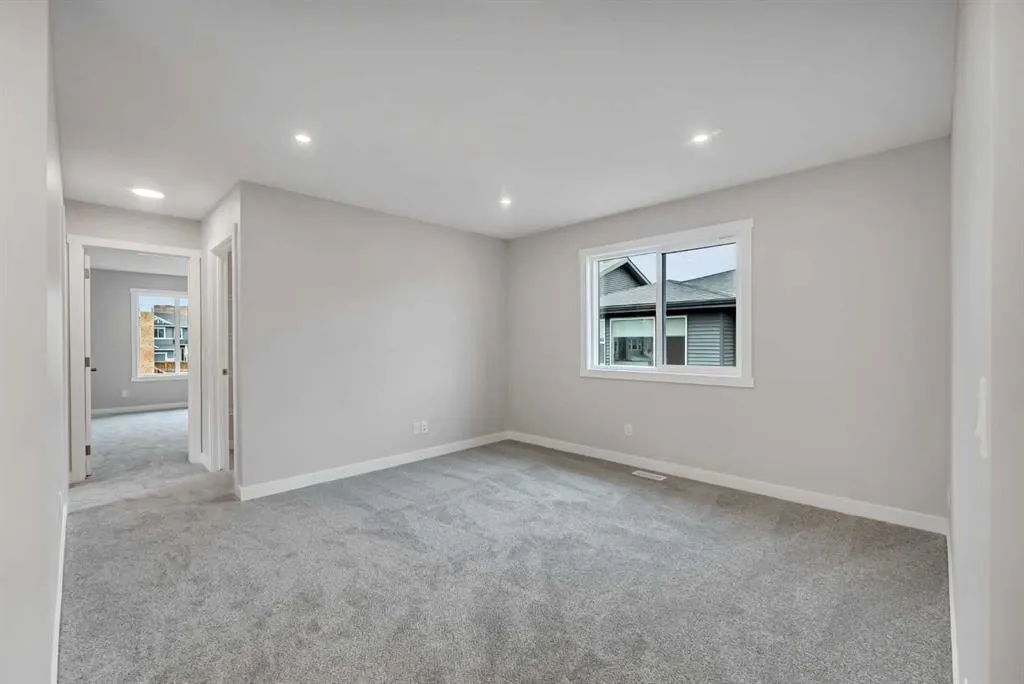 27 Creekside Rise SW